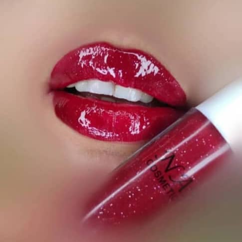 لیپ گلاس زرشکی حاوی شاین ۷رنگ